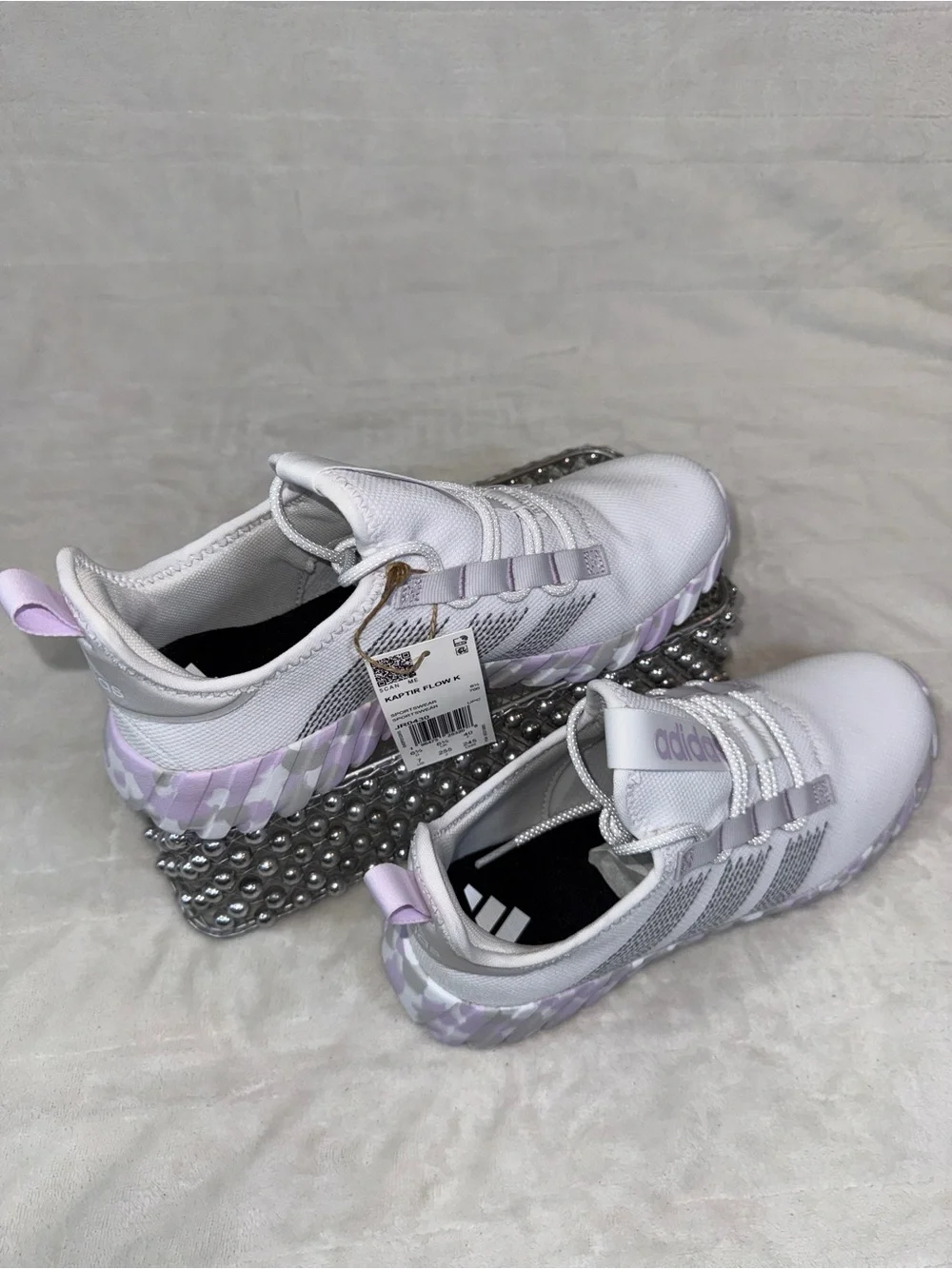 Adidas Kaptir Flow K White Purple Sz Youth 7  JR0430 NWT